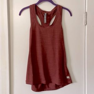 Vuori Lux Performance Tank | M